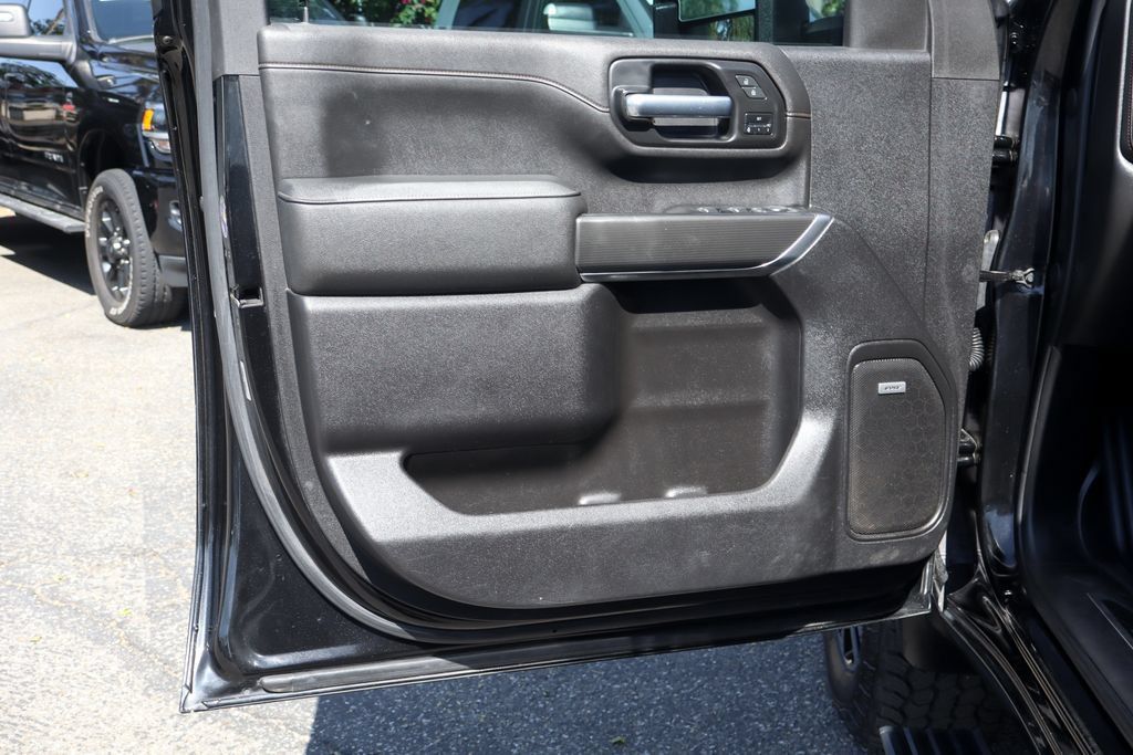 Used 2023 GMC Sierra 2500 AT4 w/ AT4 Preferred Package AWD/4WD image 18