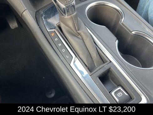 Used 2024 Chevrolet Equinox LT image 21