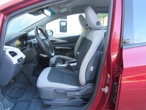 Used 2020 Chevrolet Bolt LT image 12