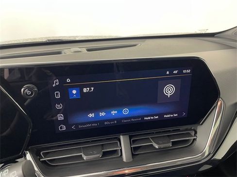 New 2026 Chevrolet Trax RS w/ Sunroof Package image 4