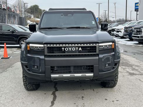 Used 2025 Toyota Land Cruiser Base image 8