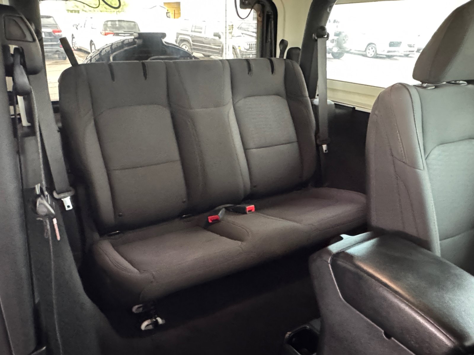 Used 2020 Jeep Wrangler Sport AWD/4WD image 27