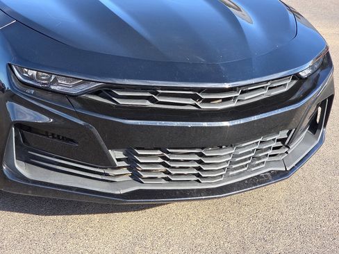 Used 2019 Chevrolet Camaro LT w/ RS Package image 6