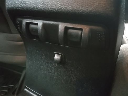 Used 2015 Jeep Wrangler Unlimited Sahara w/ Connectivity Group image 80