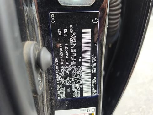 Used 2022 Toyota 4Runner SR5 AWD/4WD image 49