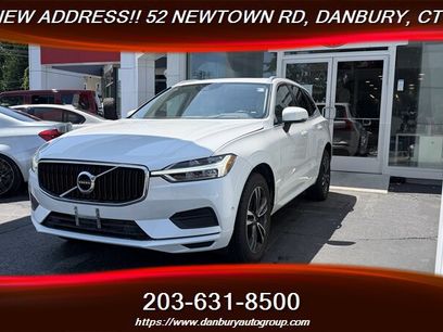 Used 2019 Volvo XC60 T6 Momentum w/ Premium Package