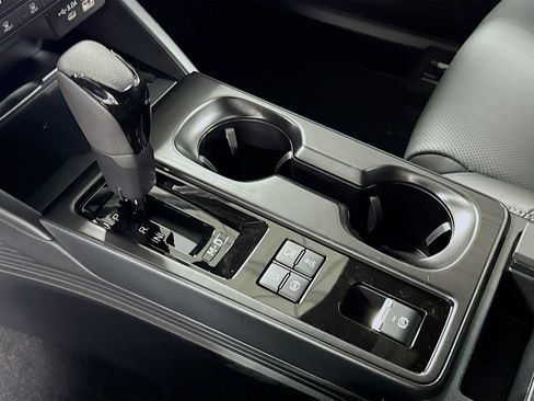 New 2026 Subaru Outback Touring XT AWD/4WD image 15