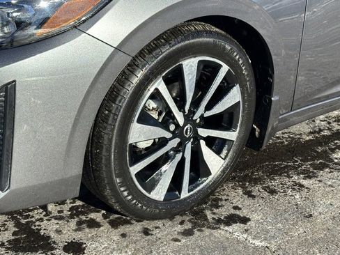 Certified 2024 Nissan Sentra SV w/ SV Premium Package image 9