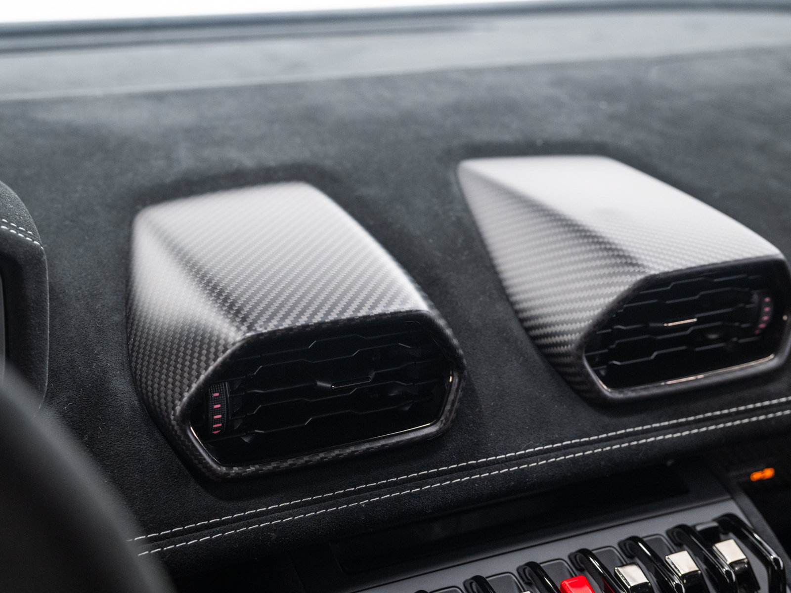 Used 2022 Lamborghini Huracan STO RWD image 53