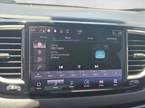 Used 2022 Chrysler Pacifica Touring-L FWD image 11