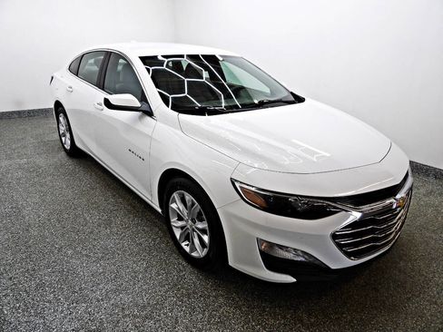 Used 2022 Chevrolet Malibu LT image 3