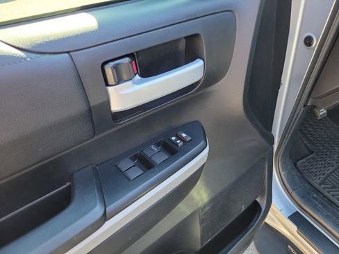 Used 2021 Toyota Tundra SR5 w/ SR5 Upgrade Package image 8