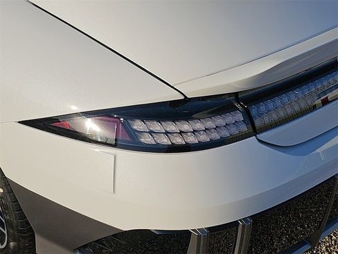 New 2025 Hyundai Ioniq 6 SEL image 13