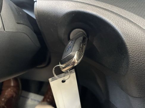 Used 2021 Ford Explorer 4WD w/ Class III Trailer Tow Package image 22