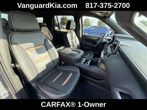 Used 2024 GMC Yukon AT4 w/ Technology Package AWD/4WD image 28