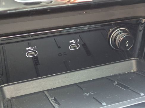 Used 2025 Audi Q5 Premium Plus AWD/4WD image 24