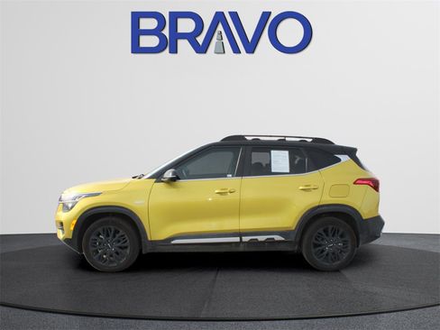 Used 2023 Kia Seltos Nightfall Edition image 8