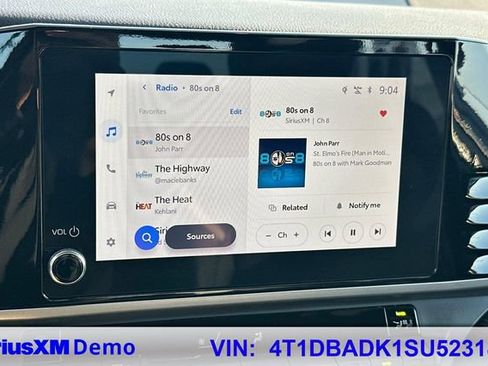 Certified 2025 Toyota Camry SE image 32