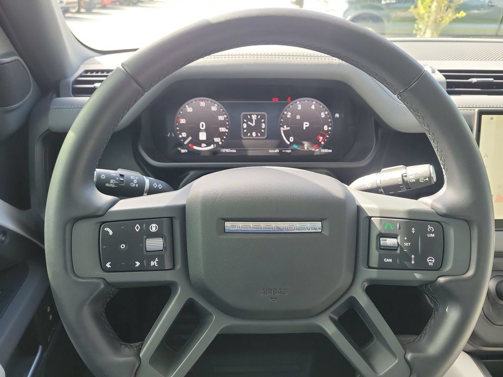 Used 2025 Land Rover Defender 130 S AWD/4WD image 8