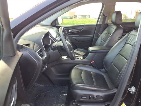 Used 2018 Chevrolet Equinox Premier FWD image 25