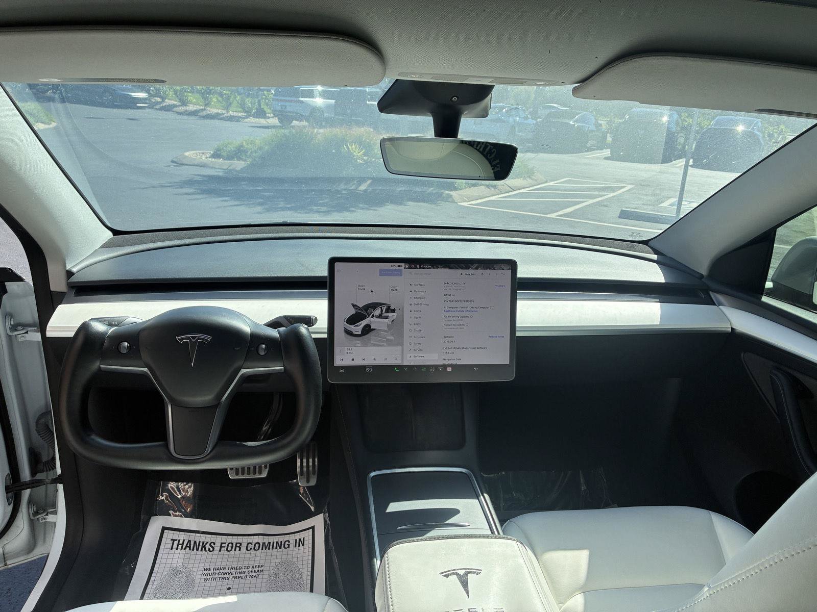 Used 2023 Tesla Model Y Long Range AWD/4WD image 23