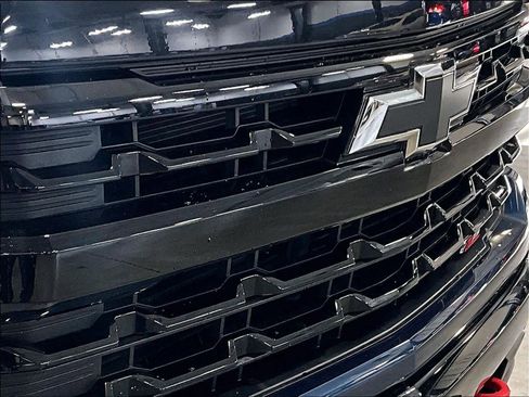 Used 2022 Chevrolet Silverado 1500 LT Trail Boss image 33