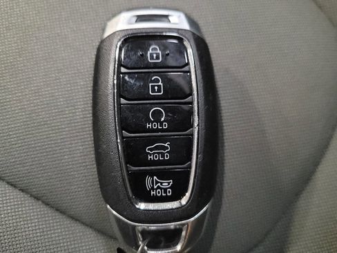 Used 2021 Hyundai Elantra SEL w/ Convenience Package FWD image 32