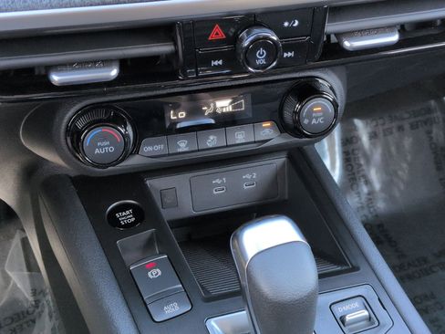 New 2026 Nissan Kicks SV image 19