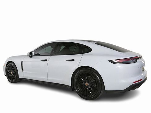 Used 2023 Porsche Panamera 4 Platinum Edition w/ Assistance Package image 6