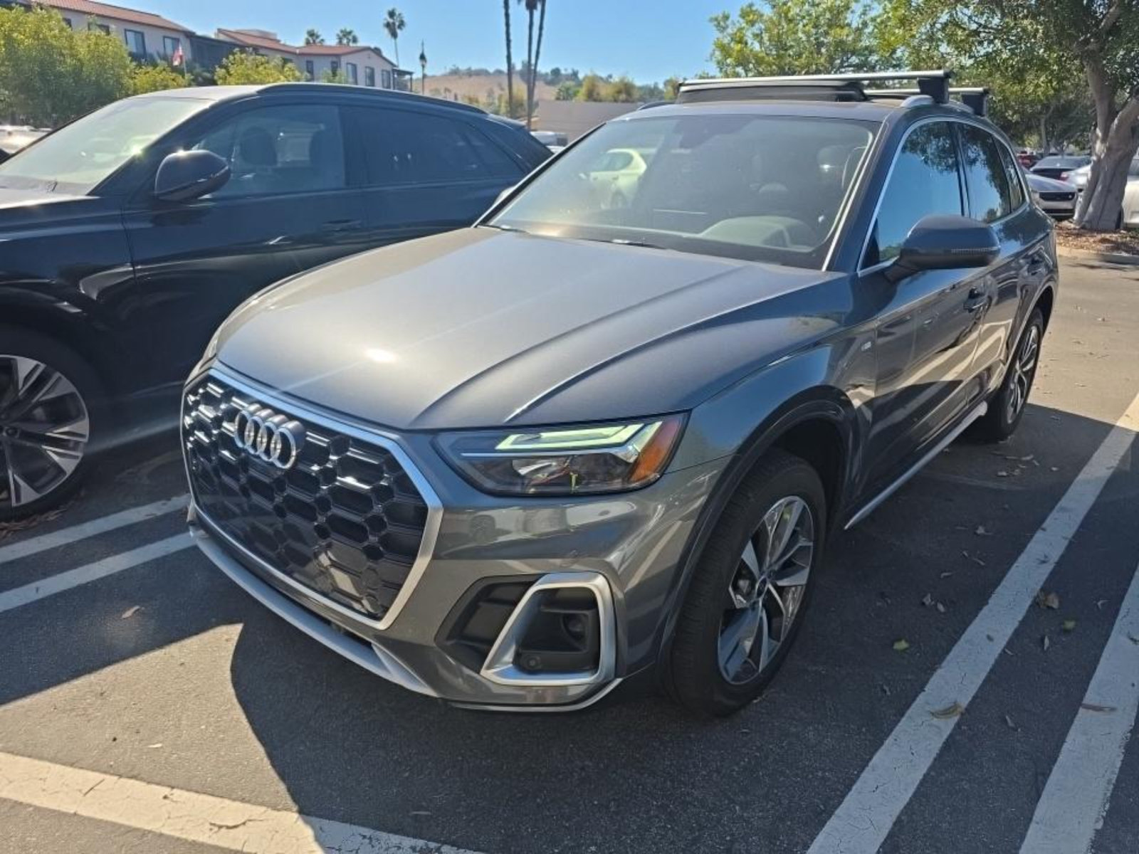 Used 2023 Audi Q5 2.0T Premium Plus w/ Premium Plus Package AWD/4WD image 11