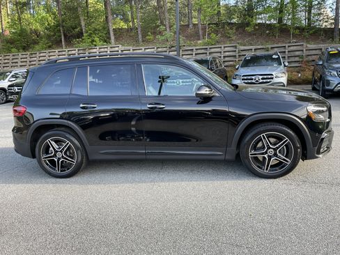 Used 2024 Mercedes-Benz GLB 250 image 5