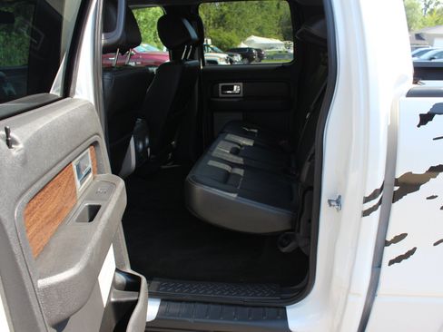 Used 2014 Ford F150 Lariat w/ Equipment Group 502A Luxury AWD/4WD image 15
