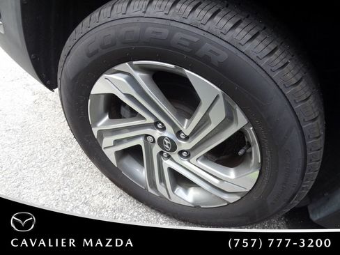 Used 2021 Hyundai Santa Fe SEL w/ Convenience + Premium Package FWD image 7