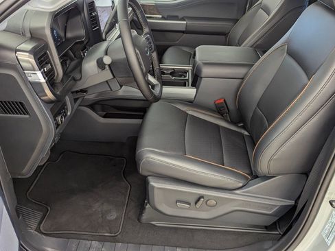 New 2026 Ford F250 Lariat w/ Chrome Package image 5