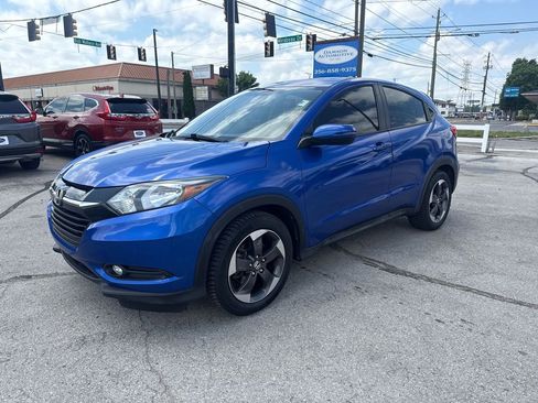 Used 2018 Honda HR-V EX image 1
