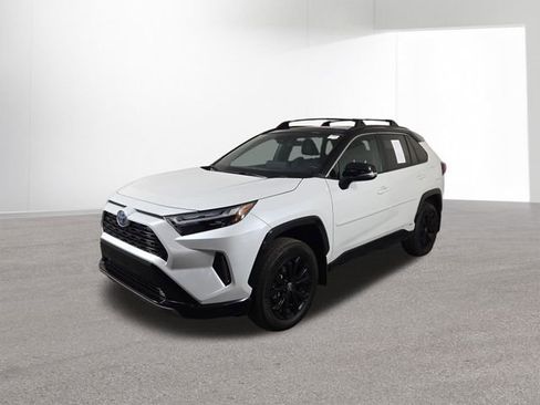 Used 2024 Toyota RAV4 XSE w/ Weather Package AWD/4WD image 2