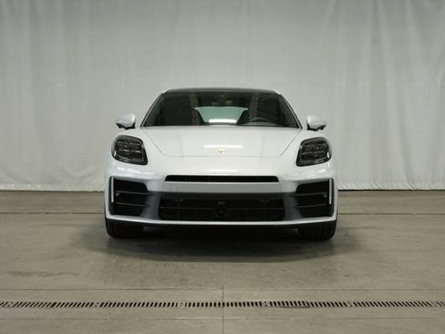 New 2025 Porsche Panamera 4 image 10