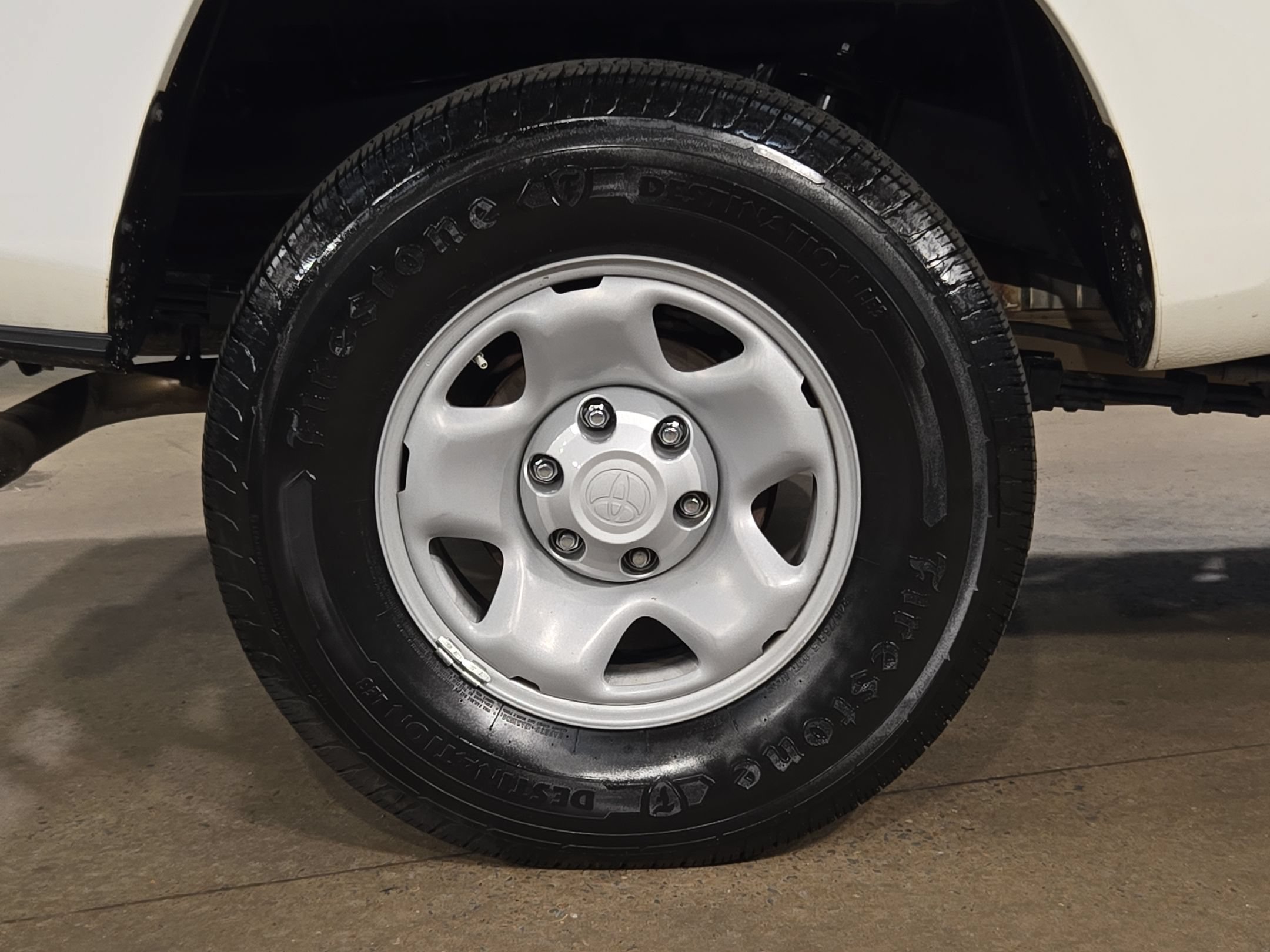 Used 2023 Toyota Tacoma SR RWD image 17