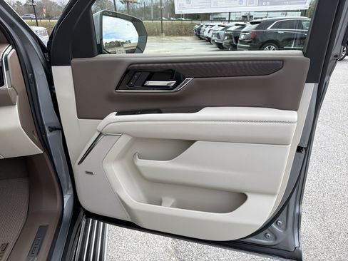 New 2026 GMC Yukon XL Denali image 18