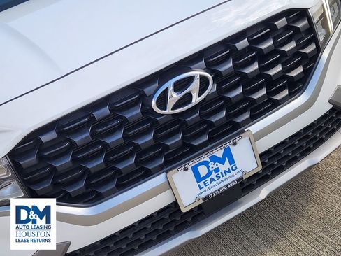 Used 2023 Hyundai Santa Fe SE w/ Cargo Package AWD/4WD image 13