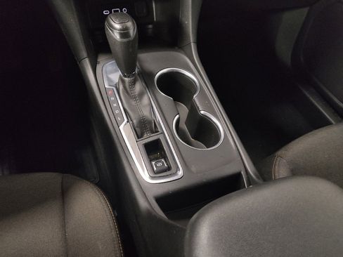 Used 2021 Chevrolet Equinox LT FWD image 26