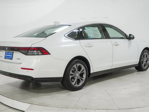 Certified 2023 Honda Accord EX-L image 11