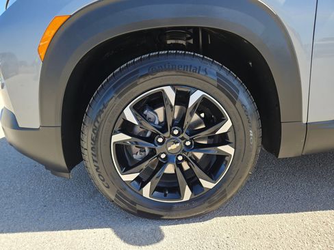 Used 2023 Chevrolet TrailBlazer LT image 32