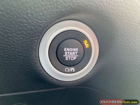 New 2026 Chrysler Pacifica Select image 11