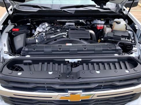 Used 2025 Chevrolet Silverado 2500 LT w/ Safety Package AWD/4WD image 29
