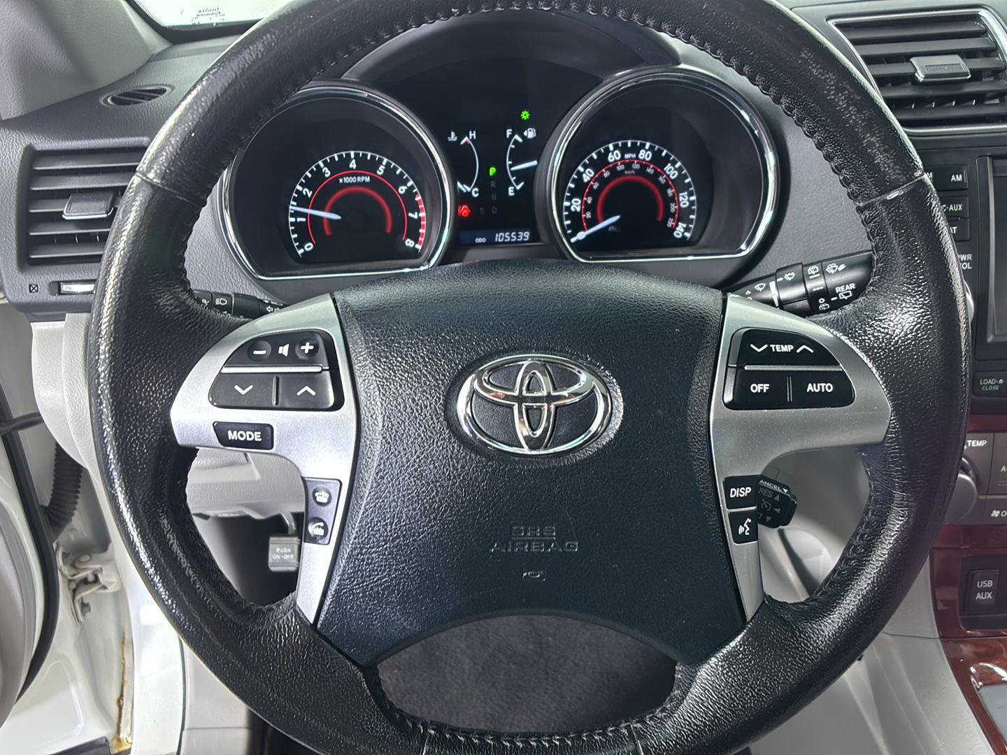 Used 2012 Toyota Highlander Limited w/ Tow Pkg AWD/4WD image 27