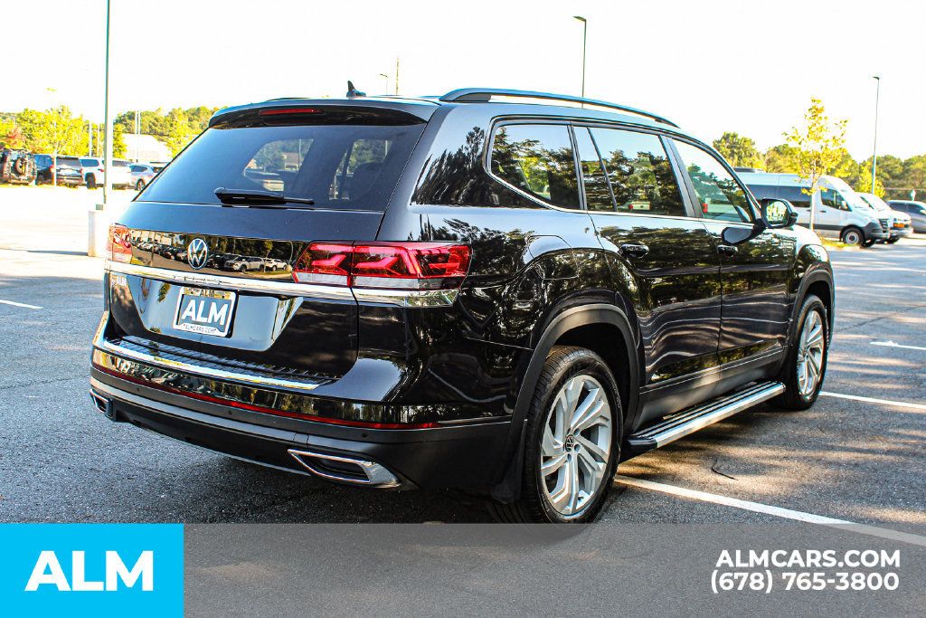 Used 2022 Volkswagen Atlas SE w/ Panoramic Sunroof Package FWD image 5