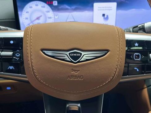 Used 2025 Genesis GV80 3.5T Prestige AWD/4WD image 15