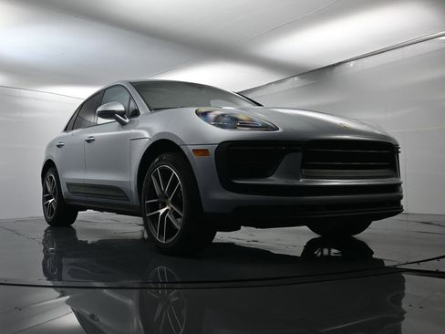 Used 2022 Porsche Macan S image 55