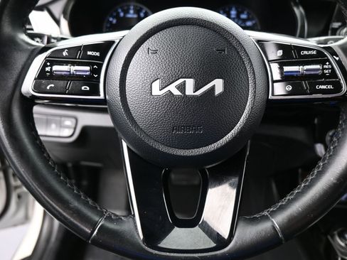 Used 2023 Kia Seltos EX image 34